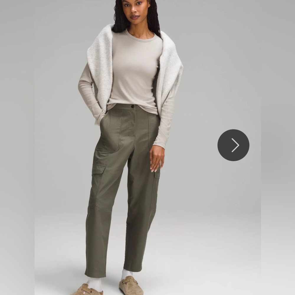 Lululemon Light Utilitech Cargo Pants Olive Green Pants High Waist 30 Like New